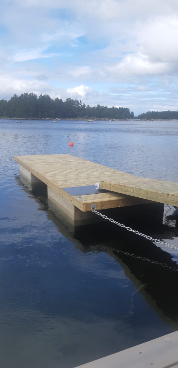 Trä- och betongbrygga 8 m - Bild 2